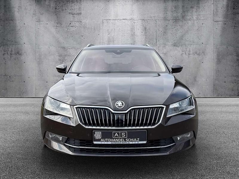 Gebraucht Skoda Superb LAURIN & KLEMENT 190 PS (139 kW) 2016 Schwarz Kombi