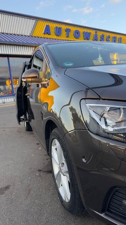 Braun Gebraucht 2015 Seat Alhambra Van / Kleinbus | 11.100 € (Fairer Preis) - Bild 1/4