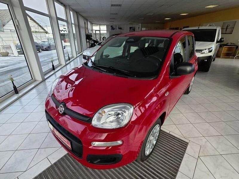Rot Gebraucht 2025 Fiat Panda Limousine | 13.450 € (Superpreis) - Bild 1/4