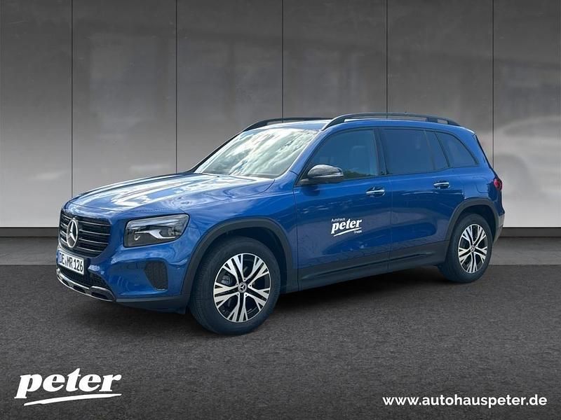 Metalliclack spektralblau Gebraucht 2025 Mercedes GLB200 Advanced Plus SUV | 47.890 € (Teuer) - Bild 1/4