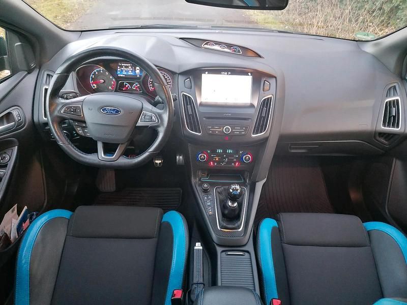 Gebraucht Ford Focus RS 350 PS (257 kW) 2017 Schwarz Limousine