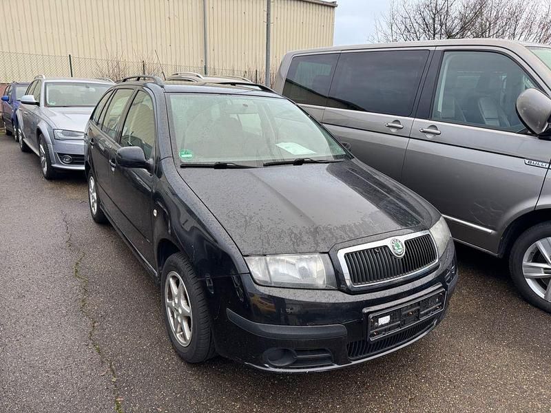 Schwarz Gebraucht 2008 Skoda Fabia Cool Edition Kleinwagen | 3.299 € (Etwas zu teuer) - Bild 1/4