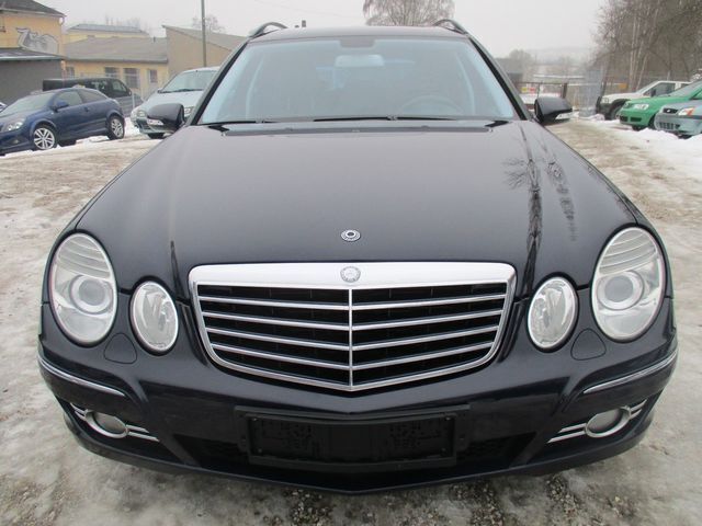 Gebraucht Mercedes E320 305 PS (224 kW) 2006 Schwarz metallic Kombi