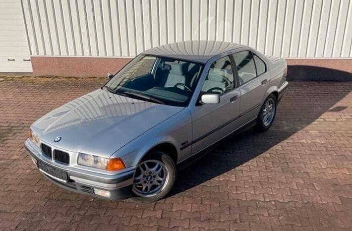 Gebraucht BMW 316 102 PS (75 kW) 1995 Silber Limousine