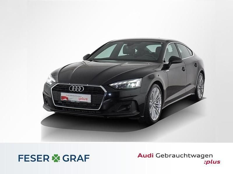 Mythosschwarz metallic Gebraucht 2022 Audi A5 Sportback Ambiente Kleinwagen | 31.945 € (Superpreis) - Bild 1/4