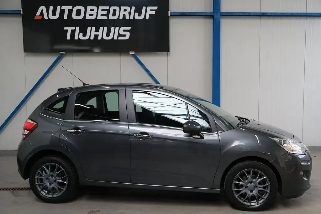 Gebraucht Citroën C3 PureTech 82 PS (60 kW) 2015 Grau Limousine