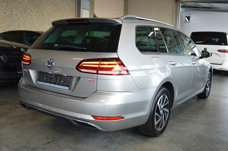Gebraucht VW Golf VII Join 150 PS (110 kW) 2018 Silber Kombi