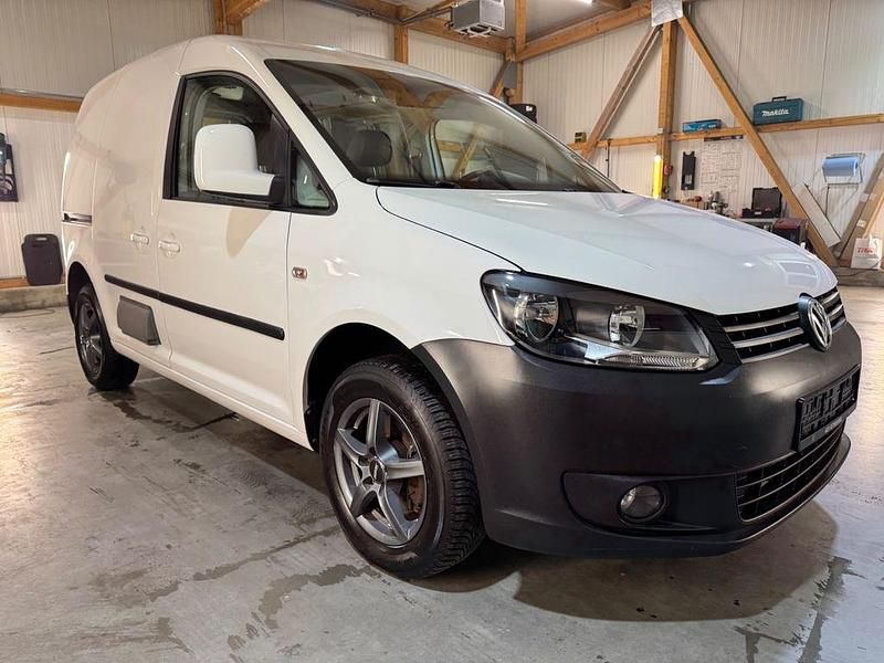 Gebraucht VW Caddy Trendline 102 PS (75 kW) 2015 Weiß Van / Kleinbus