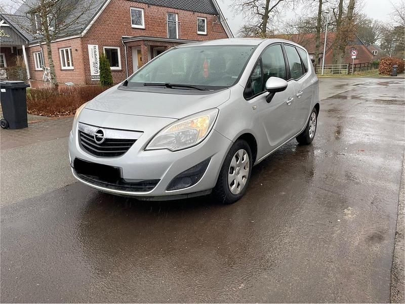 Gebraucht Opel Meriva 101 PS (74 kW) 2010 Silber Van / Kleinbus