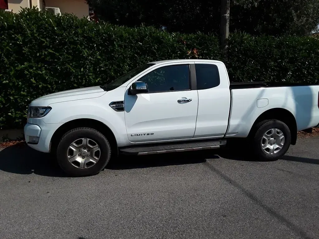 Gebraucht Ford Ranger Limited 200 PS (147 kW) 2019 Weiß Pickup
