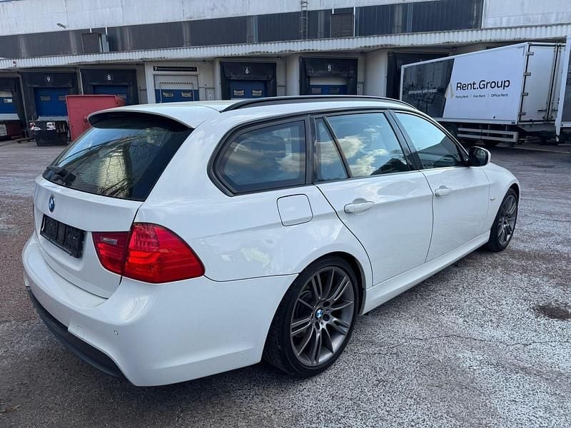 Gebraucht BMW 318 M Sport 143 PS (105 kW) 2011 Weiß Kombi