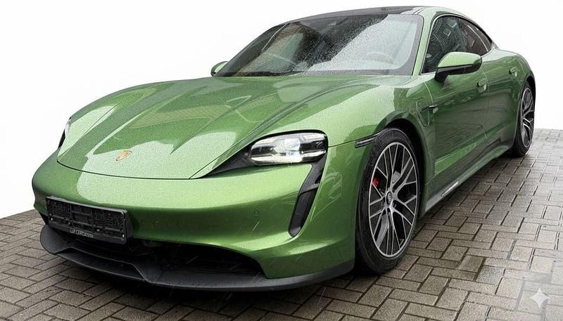 Grün Gebraucht 2021 Porsche Taycan 4S Performance Package Limousine | 49.500 € (Superpreis) - Bild 1/4