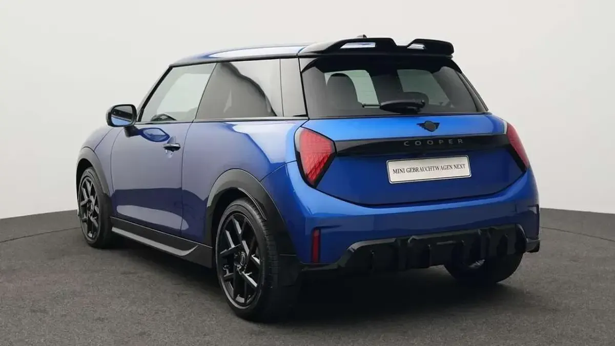 Gebraucht Mini John Cooper Works 156 PS (114 kW) 2025 Blau Kleinwagen