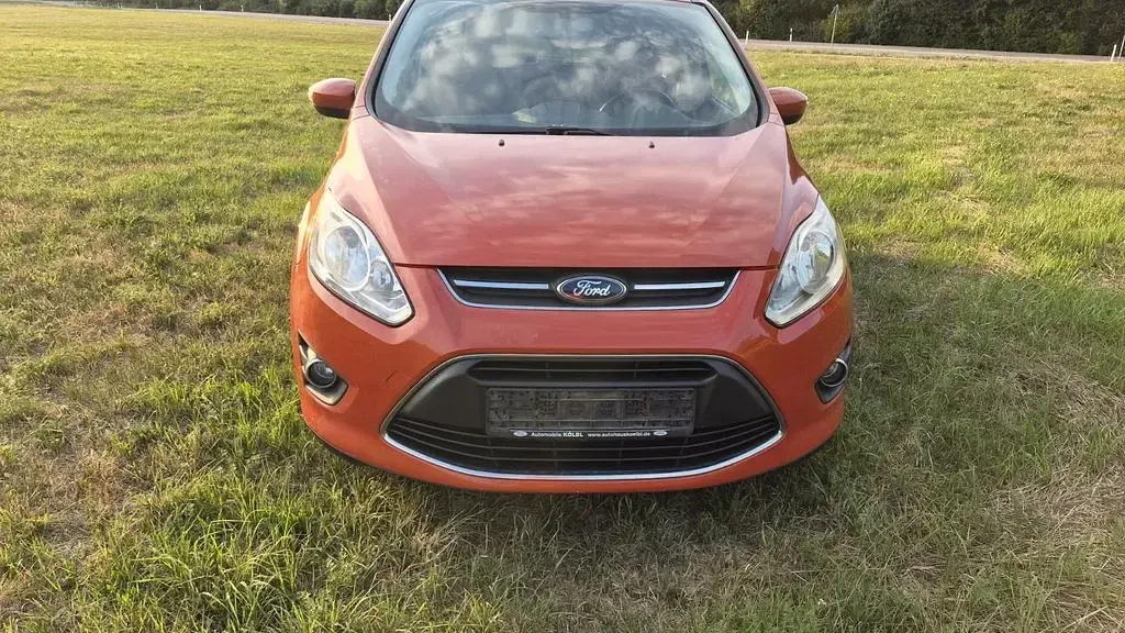 Gebraucht Ford Grand C-Max Champions Edition 140 PS (102 kW) 2012 Orange Van / Kleinbus