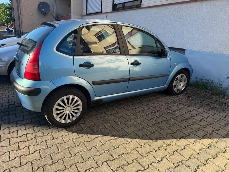 Gebraucht Citroën C3 58 PS (42 kW) 2002 Blau Kleinwagen