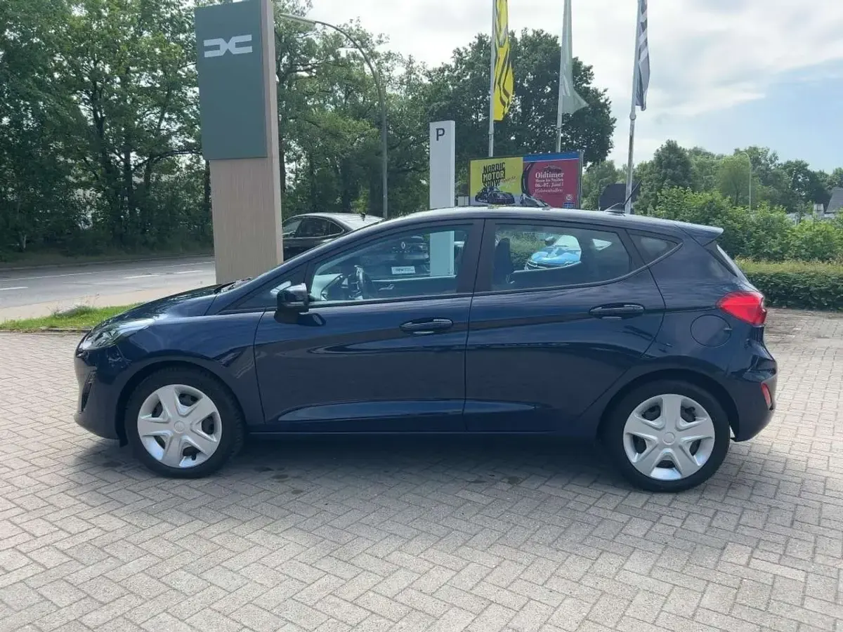 Gebraucht Ford Fiesta Cool & Connect 101 PS (74 kW) 2020 Blazerblau Kleinwagen