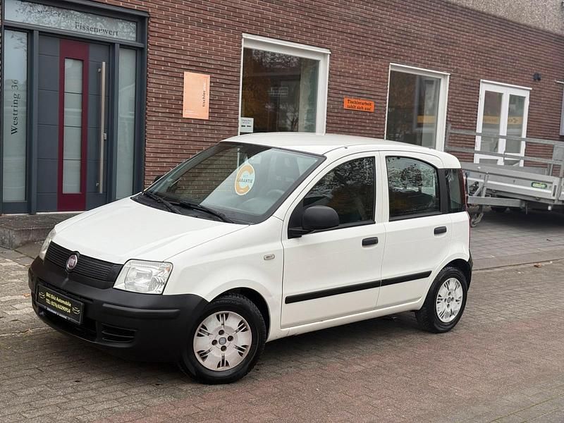 Weiß Gebraucht 2010 Fiat Panda Kleinwagen | 3.499 € (Etwas zu teuer) - Bild 1/4
