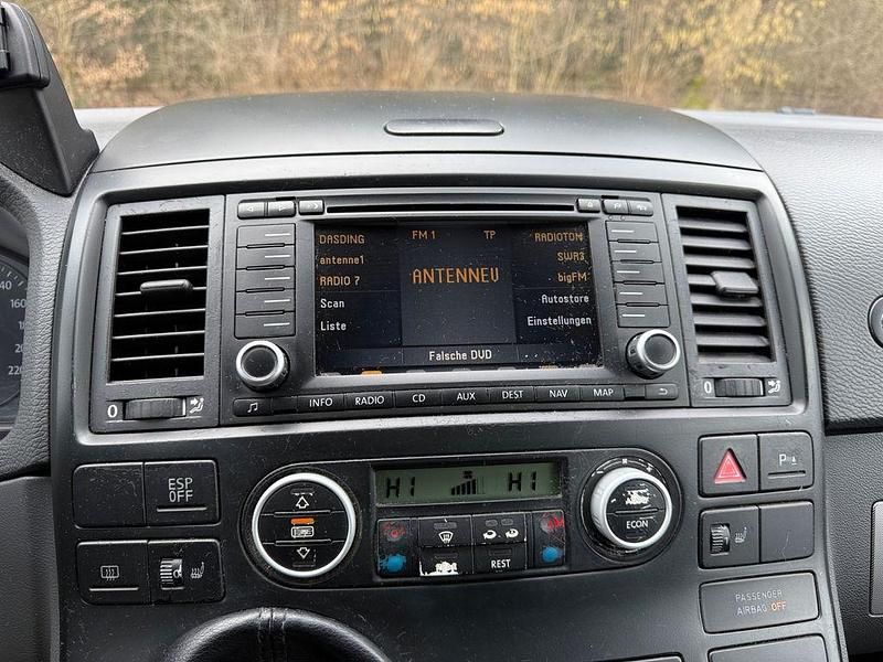 Second-hand VW T5 174 CP (127 kW) 2007 Verde Van