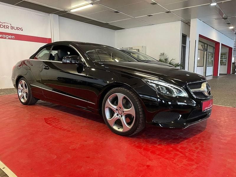 Obsidianschwarz Gebraucht 2016 Mercedes E220 Cabrio | 24.999 € (Guter Preis) - Bild 1/4