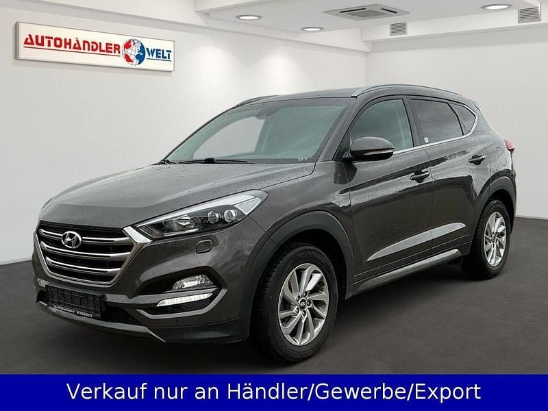 Grau Gebraucht 2016 Hyundai Tucson Style SUV | 13.499 € (Superpreis) - Bild 1/3