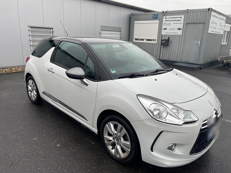 Gebraucht Citroën DS3 109 PS (80 kW) 2015 Weiß Limousine