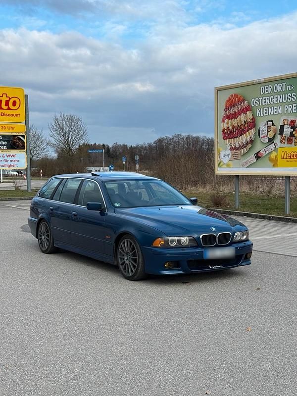 Gebraucht BMW 520 Basis 170 PS (125 kW) 2001 Blau Kombi