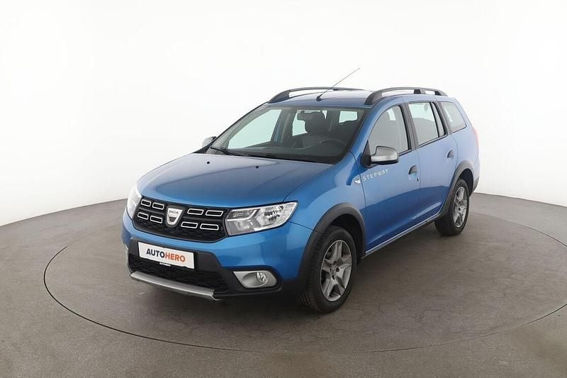 Blau Gebraucht 2017 Dacia Logan MCV Stepway Kombi | 9.560 € (Teuer) - Bild 1/3