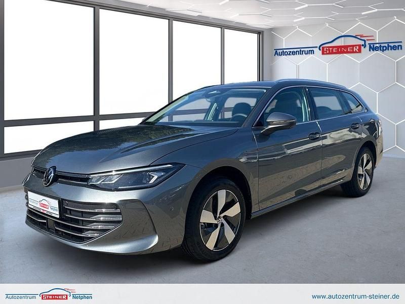 Grau Neu 2025 VW Passat Business Kombi | 37.990 € (Superpreis) - Bild 1/4