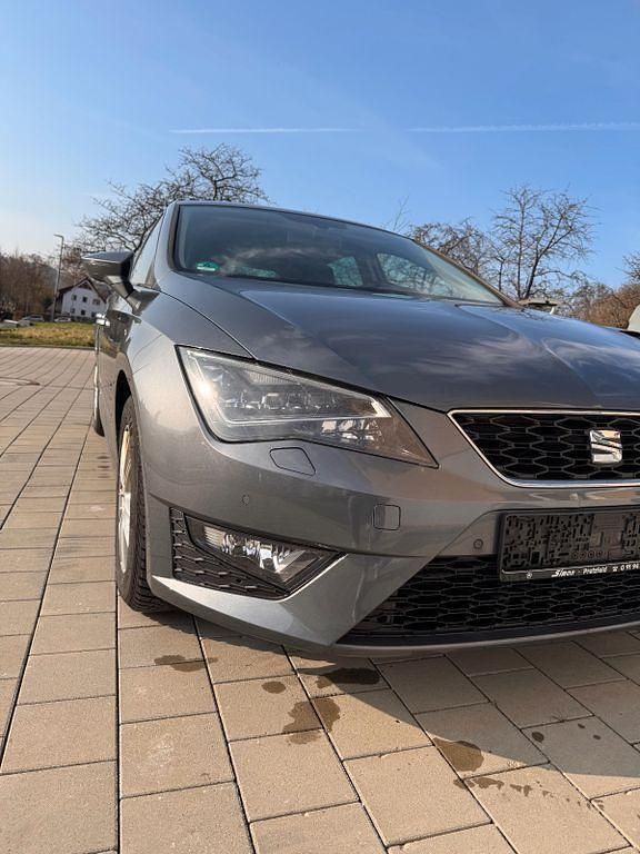 Gebraucht Seat Leon FR 140 PS (102 kW) 2014 Grau Limousine