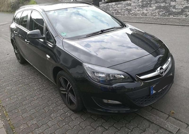 Gebraucht 2014 Opel Astra Energy Kombi | 7.900 € (Teuer) - Bild 1/4
