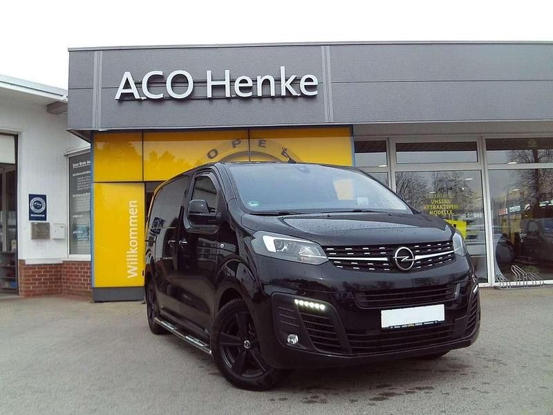 Gebraucht Opel Vivaro Innovation 177 PS (130 kW) 2020 Diamant schwarz metallic Van / Kleinbus