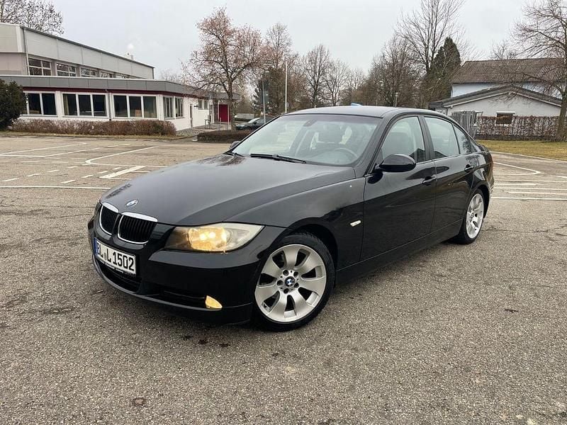 Gebraucht BMW 320 170 PS (125 kW) 2006 Schwarz Limousine