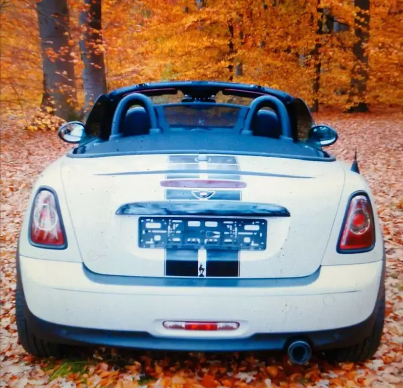 Gebraucht Mini Cooper Roadster 122 PS (89 kW) 2012 Silber Cabrio
