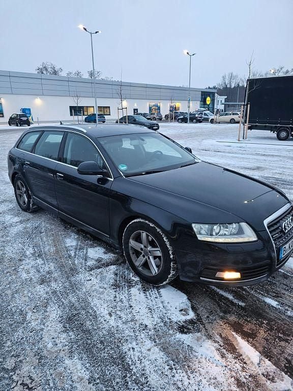 Gebraucht Audi A6 190 PS (139 kW) 2010 Blau Kombi