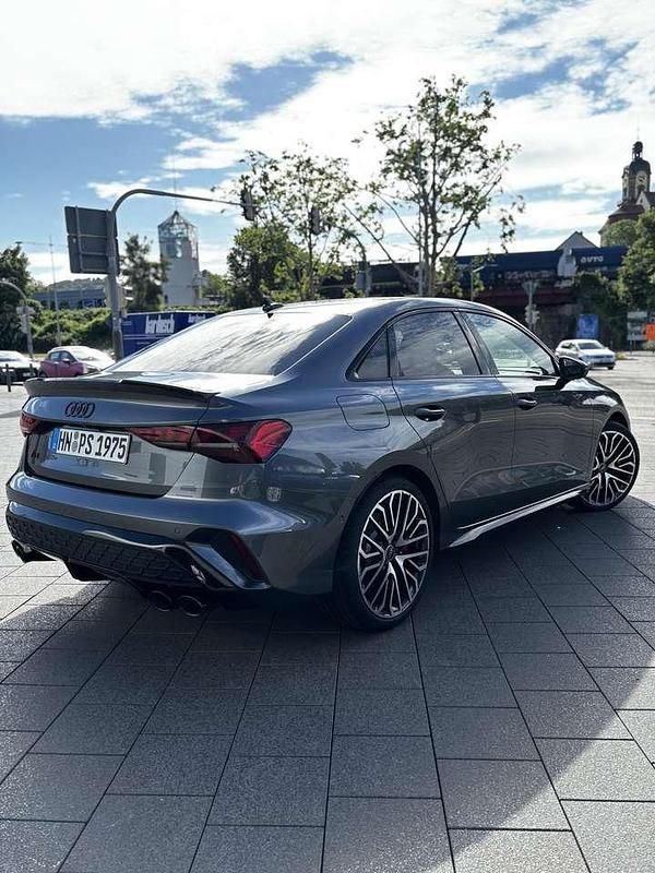 Gebraucht Audi S3 Ambiente 333 PS (244 kW) 2024 Limousine