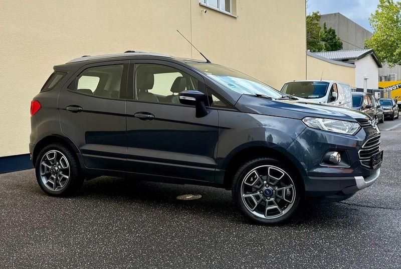 Grau Gebraucht 2015 Ford Ecosport Titanium SUV | 7.990 € (Fairer Preis) - Bild 1/4
