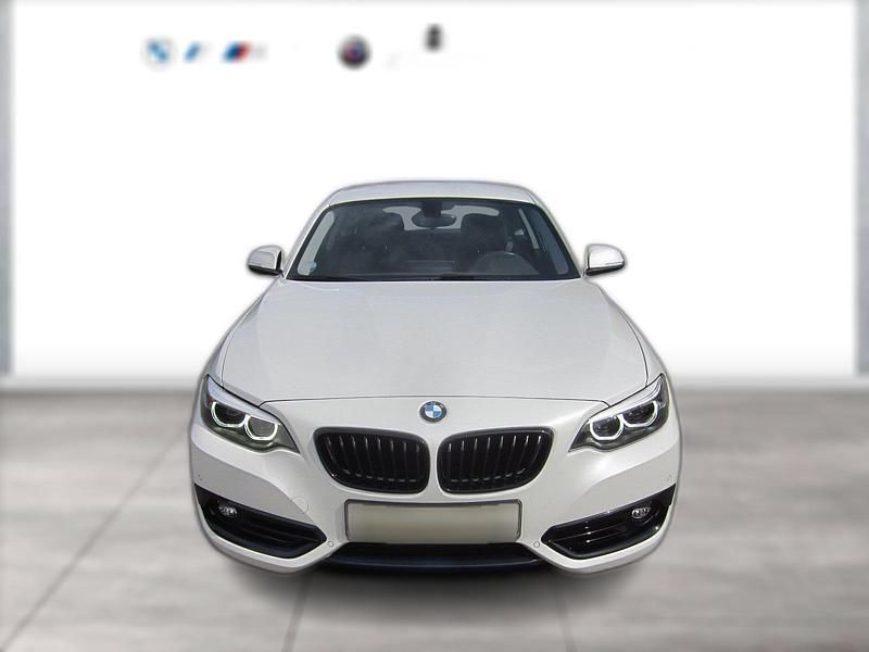 Metallic Gebraucht 2019 BMW 220 Sport Line Coupé | 25.080 € (Fairer Preis) - Bild 1/1