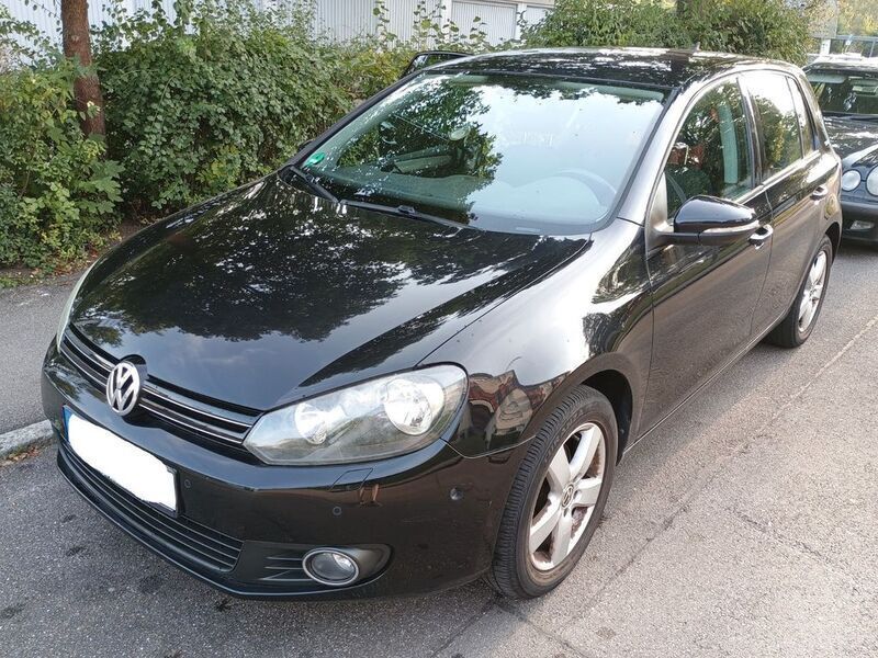 Schwarz Gebraucht 2010 VW Golf VI Team Limousine | 4.200 € (Superpreis) - Bild 1/4