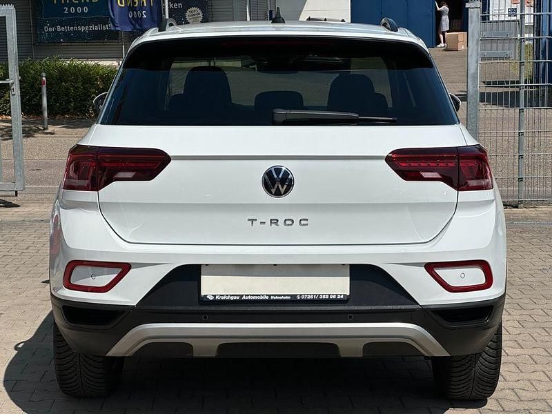Gebraucht VW T-Roc Life 110 PS (80 kW) 2023 Pure white SUV