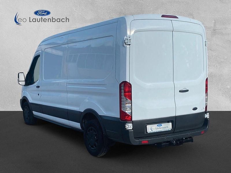 Gebraucht Ford Transit Trend 170 PS (125 kW) 2018 Frostweiß Pickup