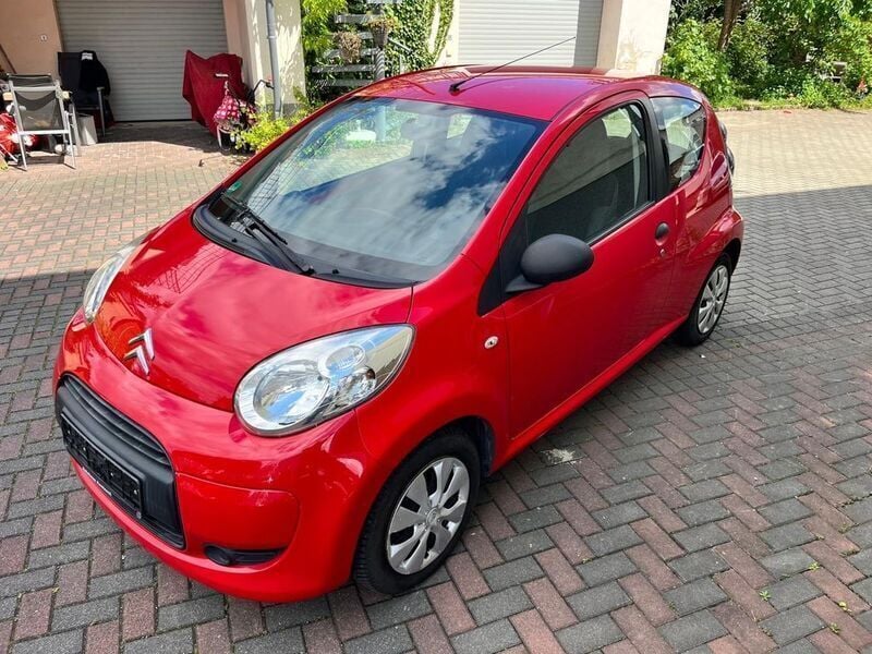 Rot Gebraucht 2011 Citroën C1 Advance Kleinwagen | 2.440 € (Fairer Preis) - Bild 1/4
