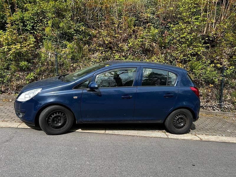 Używany Opel Corsa 65 KM (47 kW) 2009 Niebieski Hatchback