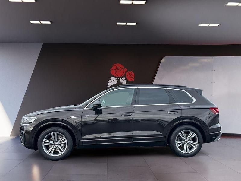 Gebraucht VW Touareg R-line 231 PS (169 kW) 2023 Tamarindenbraun metallic SUV