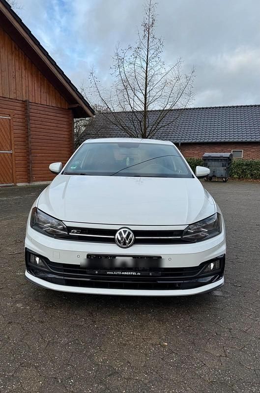Gebraucht VW Polo R-line 95 PS (69 kW) 2019 Weiß Kleinwagen