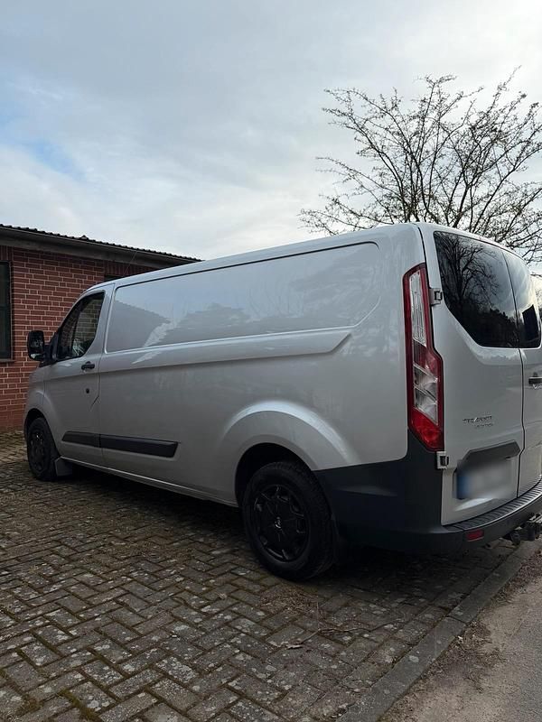 Gebraucht Ford Transit Custom 130 PS (95 kW) 2016 Silber Van / Kleinbus