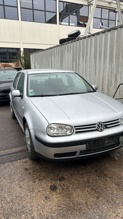 Silber Gebraucht 2003 VW Golf IV Basis Limousine | 699 € (Guter Preis) - Bild 1/2