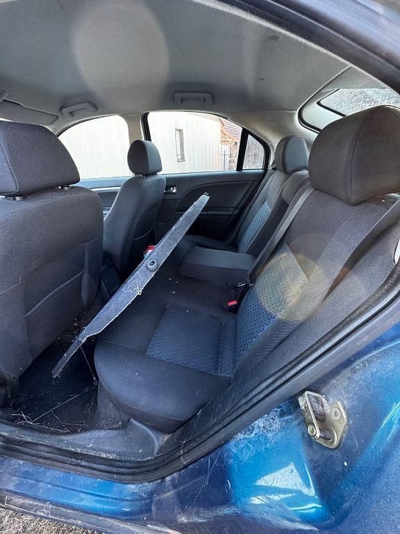 Gebraucht Ford Mondeo 145 PS (106 kW) 2005 Blau Limousine