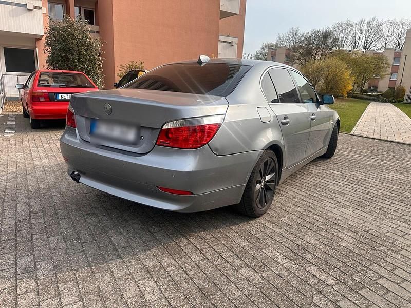 Gebraucht BMW 520 170 PS (125 kW) 2005 Limousine