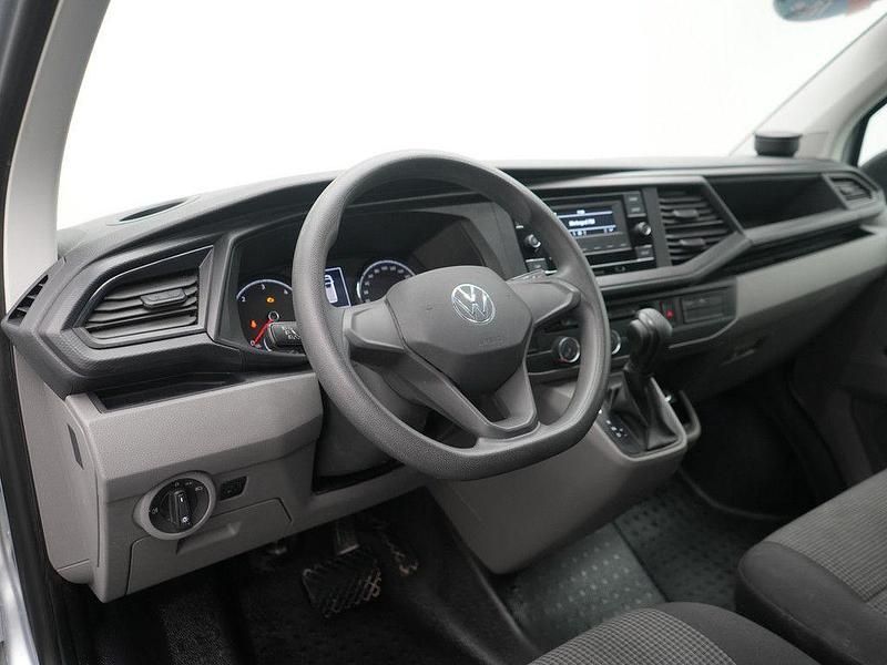 Gebraucht VW T6.1 150 PS (110 kW) 2023 Weiss / reflex silber (metallic) Van
