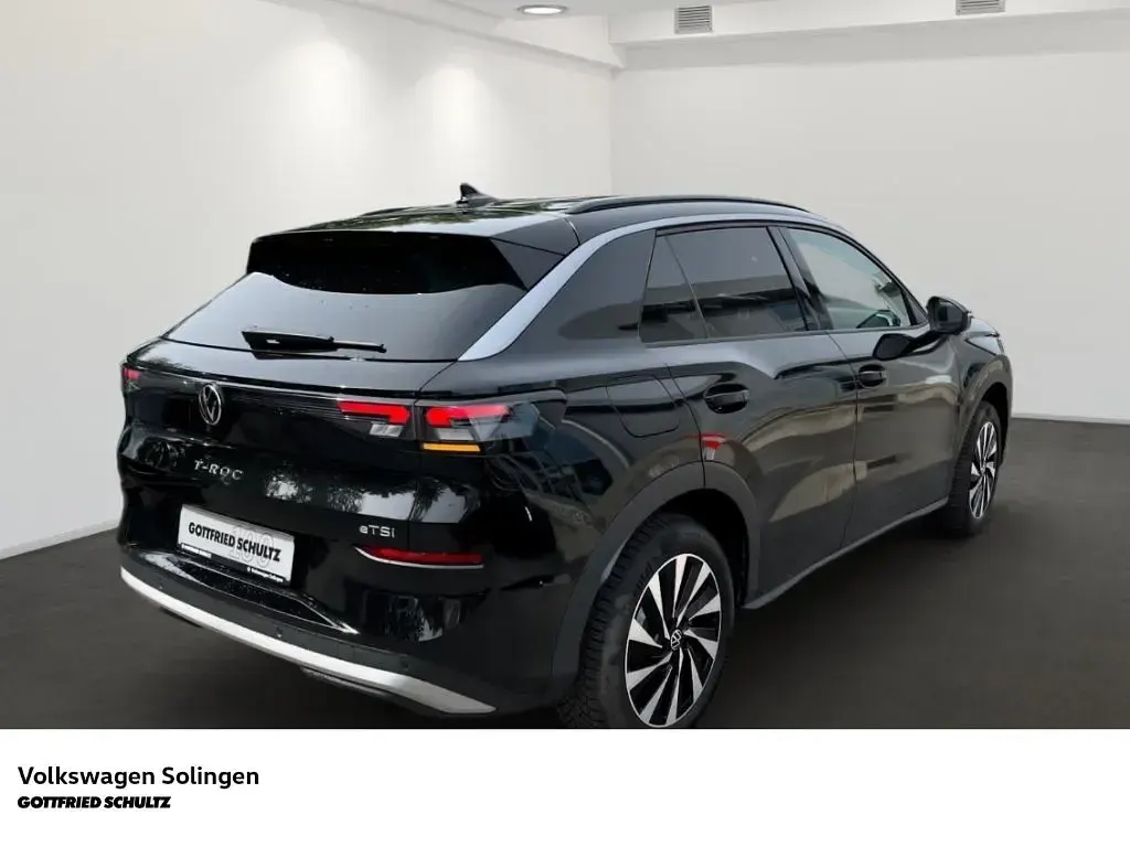 Gebraucht VW T-Roc Life 116 PS (85 kW) 2026 Schwarz SUV